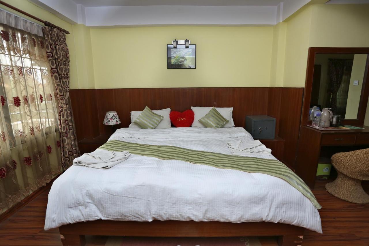 New Hotel Panda กาฐมาณฑุ ภายนอก รูปภาพ