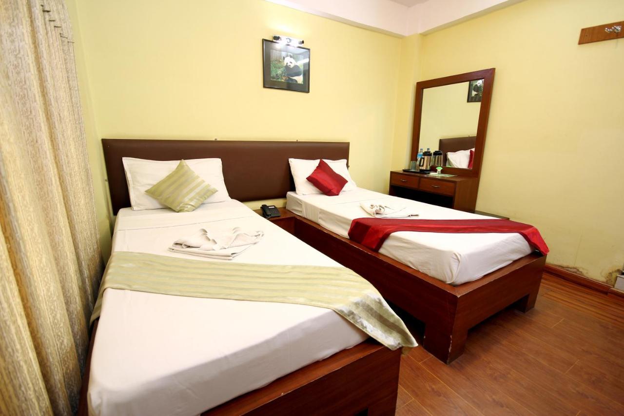 New Hotel Panda กาฐมาณฑุ ภายนอก รูปภาพ