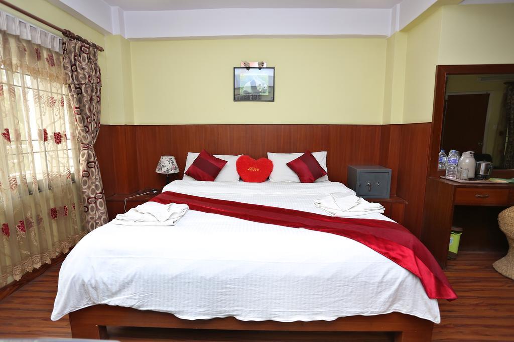 New Hotel Panda กาฐมาณฑุ ภายนอก รูปภาพ